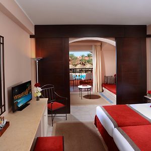 Deluxe Familie Kamer met Twee Aparte Bedden